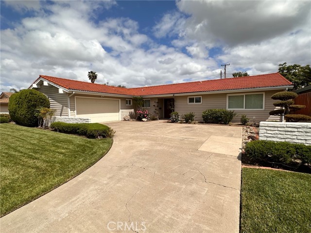 3115 E Garnet Ln, Orange, CA 92869