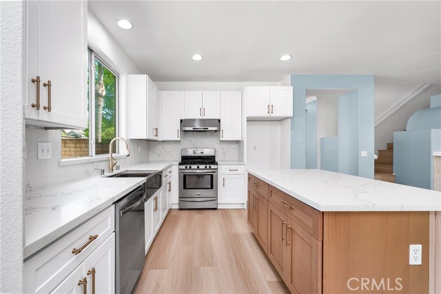 Detail Gallery Image 14 of 53 For 9396 Brookview Ct, Rancho Cucamonga,  CA 91730 - 4 Beds | 3 Baths