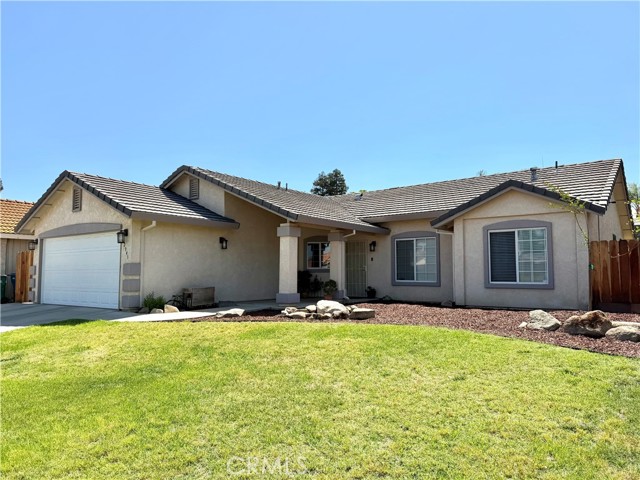 Detail Gallery Image 2 of 51 For 2943 Bea, Merced,  CA 95348 - 3 Beds | 2 Baths