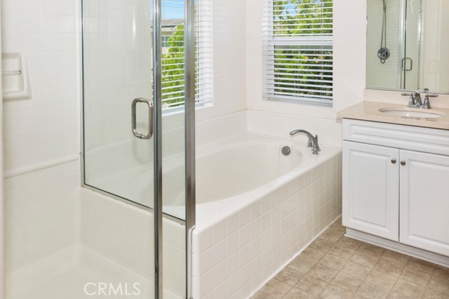 4069 Cottage Way, Ontario CA: https://media.crmls.org/medias/762fd0dc-5aed-41f8-8c37-4c9fef927b1a.jpg