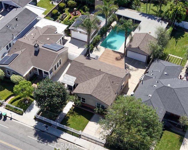 Detail Gallery Image 34 of 34 For 329 E 19th, Costa Mesa,  CA 92627 - 3 Beds | 1 Baths