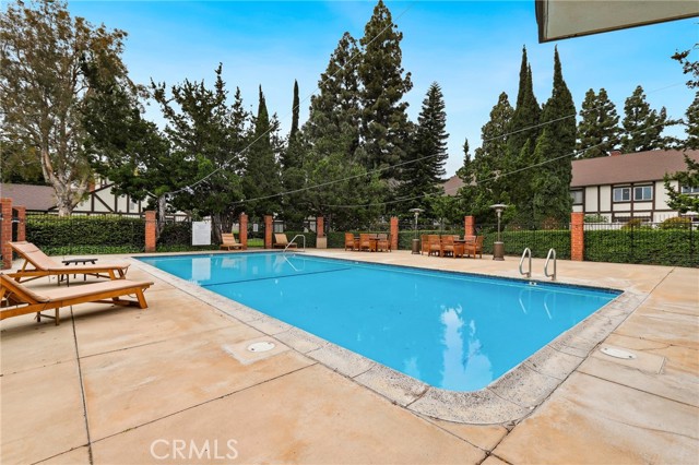 Detail Gallery Image 27 of 34 For 15504 Williams St #S,  Tustin,  CA 92780 - 3 Beds | 2 Baths