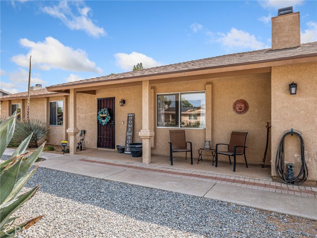 Detail Gallery Image 3 of 40 For 13397 Applewood Rd, Apple Valley,  CA 92308 - 3 Beds | 2 Baths