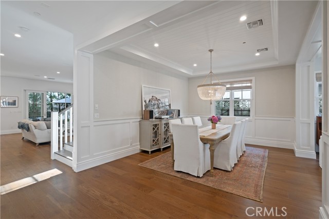 868 27th Street, Manhattan Beach, California 90266, 5 Bedrooms Bedrooms, ,6 BathroomsBathrooms,Residential,Sold,27th,SB21254472