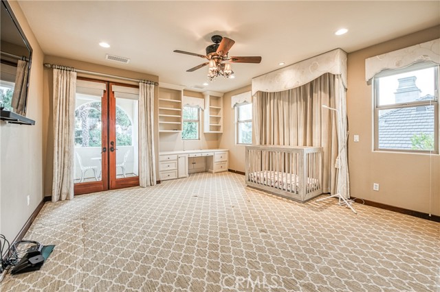 Detail Gallery Image 66 of 75 For 1387 E Carlyle Way, Fresno,  CA 93730 - 4 Beds | 4/1 Baths