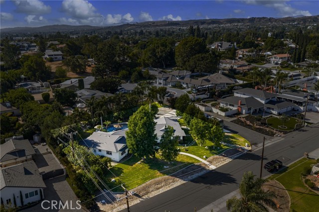 5371 Grandview Avenue, Yorba Linda CA: https://media.crmls.org/medias/76316e56-e524-44ca-8e02-18911419d7bc.jpg