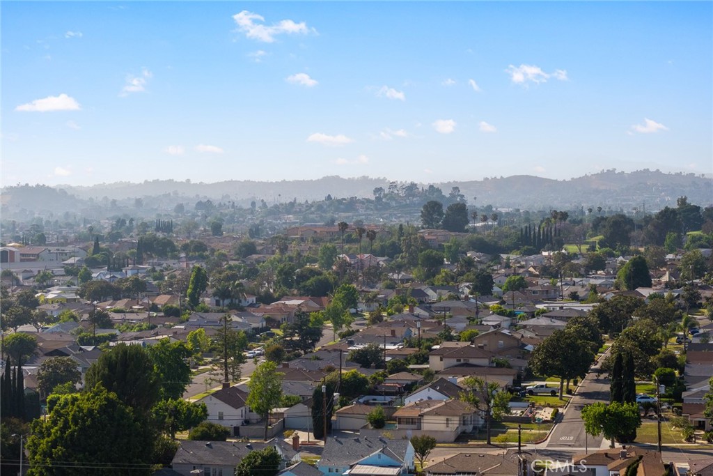 https://media.crmls.org/medias/7631dca6-d0d4-4833-85a4-e1c2a122150e.jpg?preset=X-Large