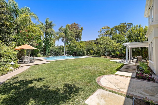 17 Brigadier, Irvine CA: https://media.crmls.org/medias/76332b1f-8029-44ee-8f80-fce1b09e8090.jpg