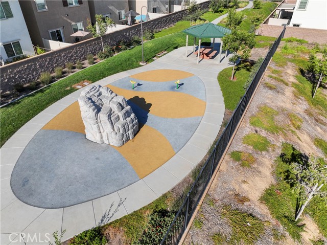 Detail Gallery Image 37 of 38 For 12704 Ironstone, Moreno Valley,  CA 92555 - 4 Beds | 2/1 Baths