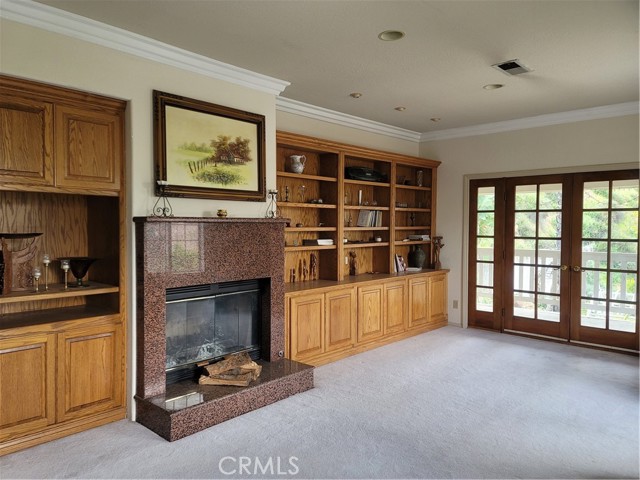 Detail Gallery Image 3 of 26 For 9440 Wentworth St, Shadow Hills,  CA 91040 - 4 Beds | 3 Baths