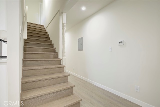 Detail Gallery Image 10 of 35 For 7711 Forsyth St, Tujunga,  CA 91042 - 4 Beds | 3 Baths