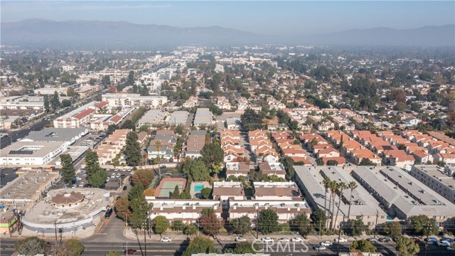 Detail Gallery Image 49 of 53 For 18425 Saticoy St #9,  Reseda,  CA 91335 - 3 Beds | 2/1 Baths