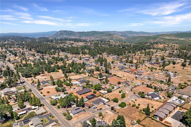 1541 Judy Lane, Paradise CA: https://media.crmls.org/medias/7636090f-9874-4972-8d63-b90a452c95f8.jpg