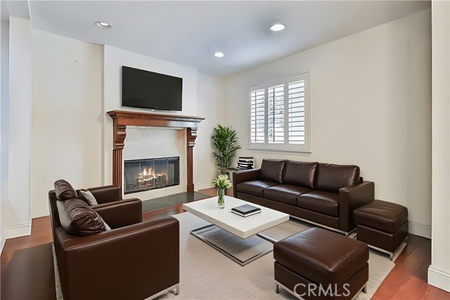 4120 Carrizal Road, Woodland Hills CA: https://media.crmls.org/medias/7636497e-ab48-4d2f-984d-0ccac85452ba.jpg