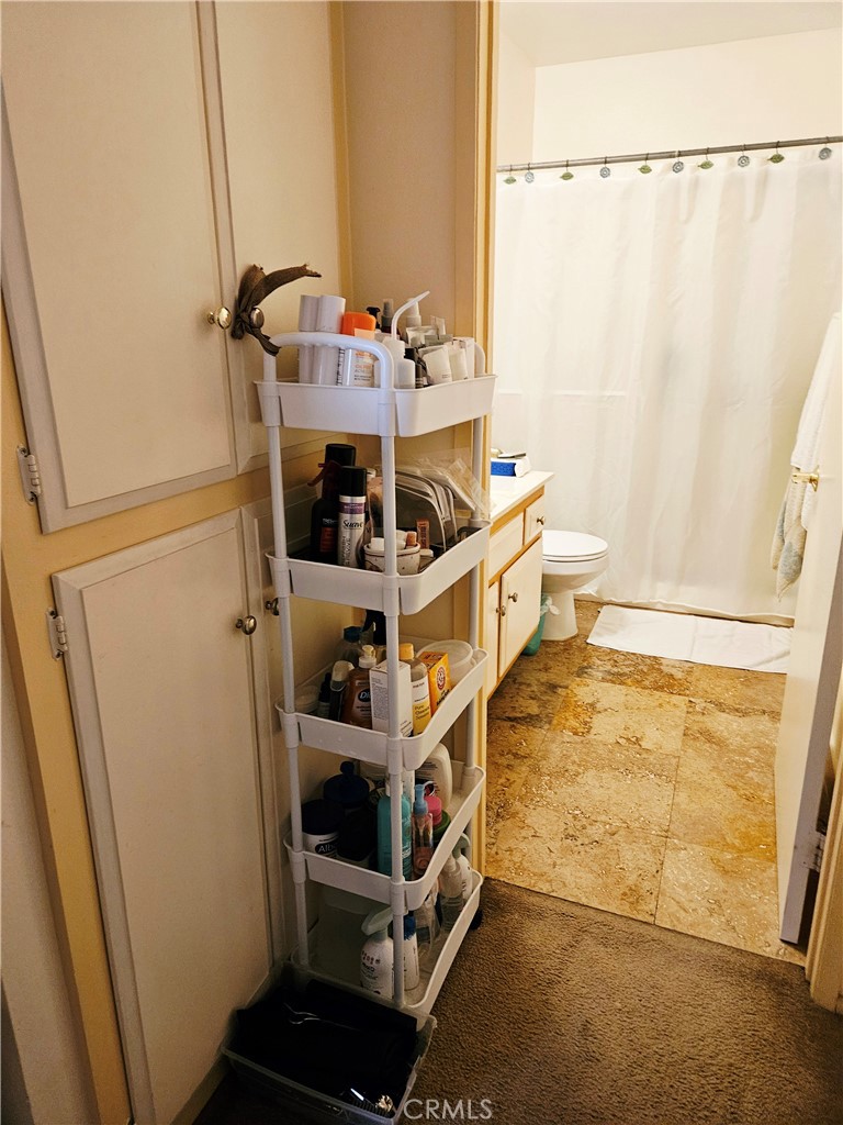https://media.crmls.org/medias/76374655-8127-4487-98fb-28f253dae192.jpg?preset=X-Large