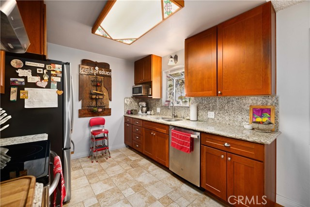 Detail Gallery Image 16 of 47 For 49754 Margalo Dr, Lancaster,  CA 93536 - 3 Beds | 2 Baths