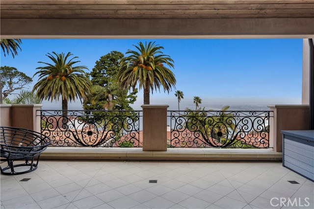 Detail Gallery Image 27 of 33 For 853 Rincon Ln, Palos Verdes Estates,  CA 90274 - 5 Beds | 6 Baths
