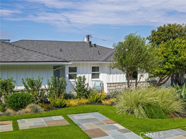 237 Via Los Miradores, Redondo Beach CA: https://media.crmls.org/medias/76398335-0783-42b8-b5dc-9b3695095f3b.jpg