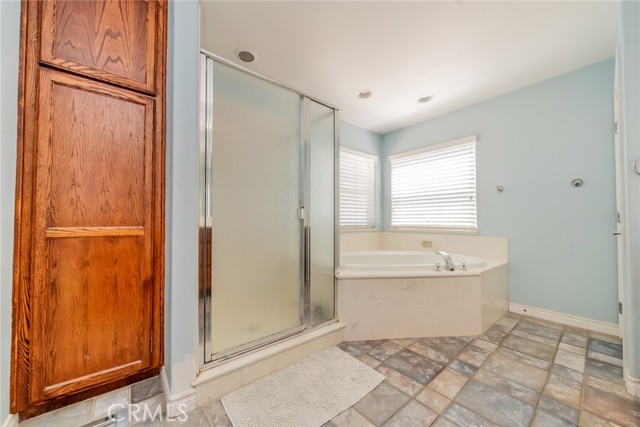 Detail Gallery Image 26 of 50 For 10636 Larch, Oak Hills,  CA 92344 - 5 Beds | 3 Baths