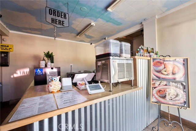 8111 Foothill Boulevard, Rancho Cucamonga CA: https://media.crmls.org/medias/763a0d8a-735c-4810-bee8-6724a3a8254a.jpg