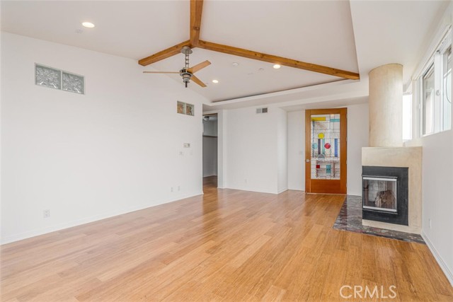 221 17th, Manhattan Beach, California 90266, 5 Bedrooms Bedrooms, ,6 BathroomsBathrooms,Residential,For Sale,17th,SR26091960