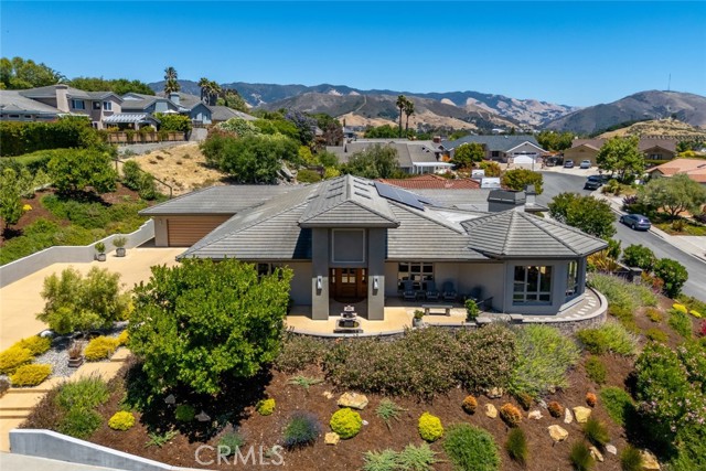 940 Pasatiempo Drive, San Luis Obispo CA: https://media.crmls.org/medias/763a7645-030e-470e-a13d-4d26ebd77417.jpg