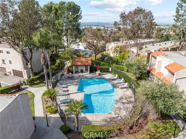 9778 Via Roma, Burbank CA: https://media.crmls.org/medias/763aae2f-7003-4608-9ff0-f3c2558e292c.jpg