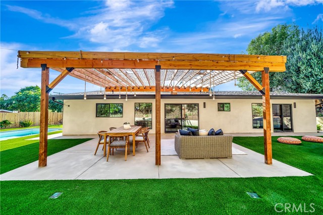 5534 Pattilar Avenue, Woodland Hills CA: https://media.crmls.org/medias/763b036e-9269-474b-8193-5abe919e29b6.jpg