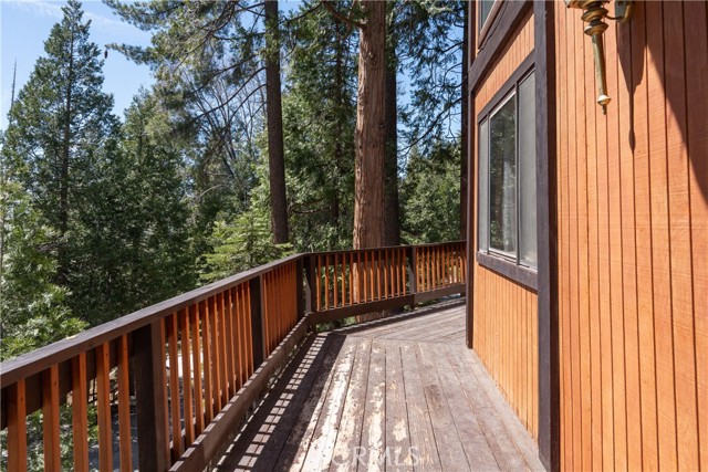 Detail Gallery Image 9 of 43 For 7226 Yosemite Park Way, Yosemite,  CA 95389 - 2 Beds | 2 Baths