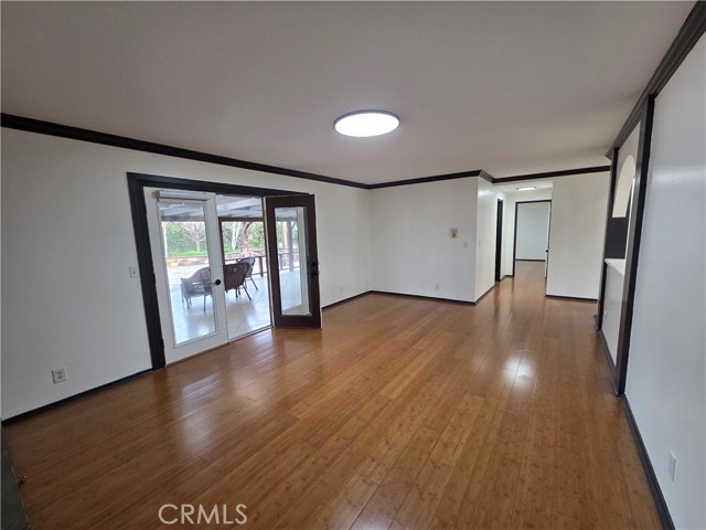 Detail Gallery Image 9 of 29 For 16732 Busby Ln, Huntington Beach,  CA 92647 - 4 Beds | 2 Baths