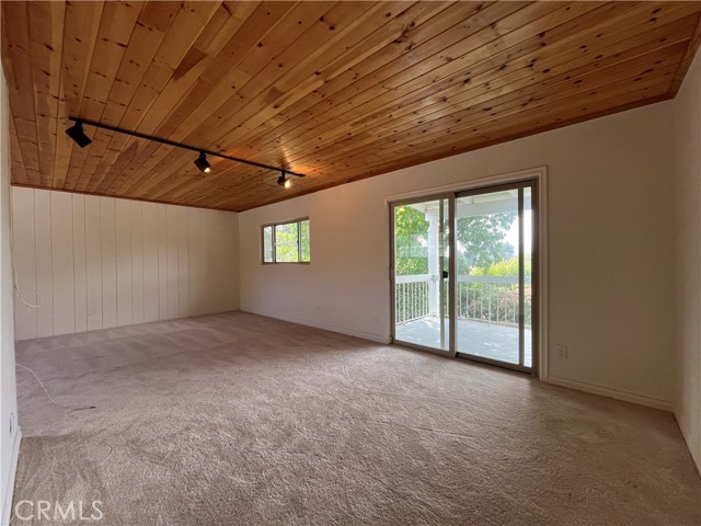 27014 Helmond Drive, Calabasas CA: https://media.crmls.org/medias/763cb48c-9470-4cbe-9b9c-124797275ac1.jpg
