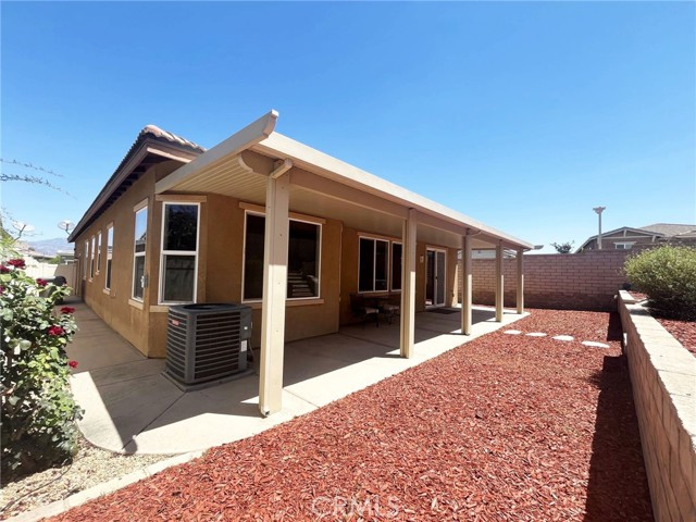 1473 Peters Canyon, Beaumont CA: https://media.crmls.org/medias/763ee267-15ef-48e6-b3d4-e497d1a4dd05.jpg