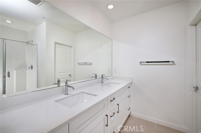 9831 La Serna Drive, Whittier CA: https://media.crmls.org/medias/763fc0ce-1e35-4d88-af3d-ff742b7765d1.jpg