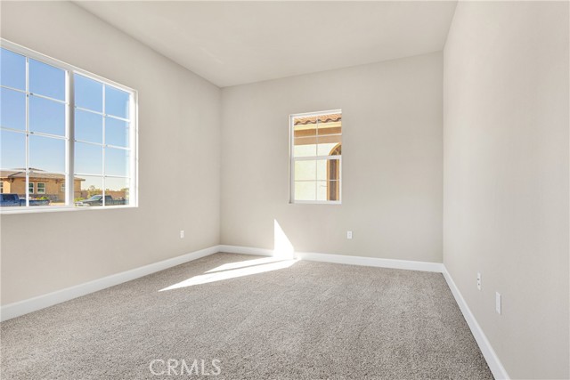 Detail Gallery Image 32 of 39 For 12979 Davona Dale Rd, Apple Valley,  CA 92308 - 5 Beds | 4/1 Baths