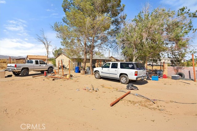 34774 Old Woman Springs Road, Lucerne Valley, California 92356, ,Residential Income,For Sale,34774 Old Woman Springs Road,CRCV24040034