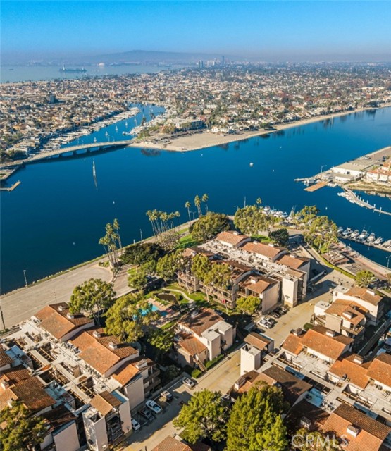 Detail Gallery Image 22 of 32 For 5217 Marina Pacifica Key #20,  Long Beach,  CA 90803 - 1 Beds | 1 Baths