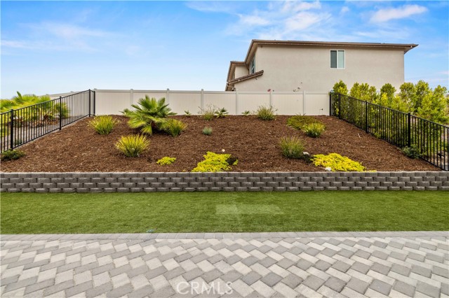 5 Bed Home for Sale in Saugus, California