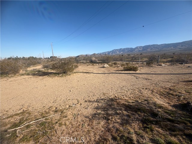 Detail Gallery Image 5 of 6 For 31020 Pawnee Rd, Lucerne Valley,  CA 92356 - – Beds | – Baths