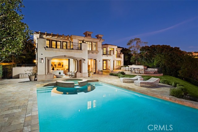 50 Pelican Crest, Newport Coast CA: https://media.crmls.org/medias/76415d47-3078-41fb-9d63-fa8120dfd5da.jpg