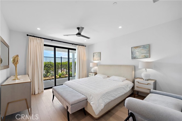 Detail Gallery Image 34 of 40 For 2507 Alta Vista Dr, Newport Beach,  CA 92660 - 5 Beds | 4/1 Baths