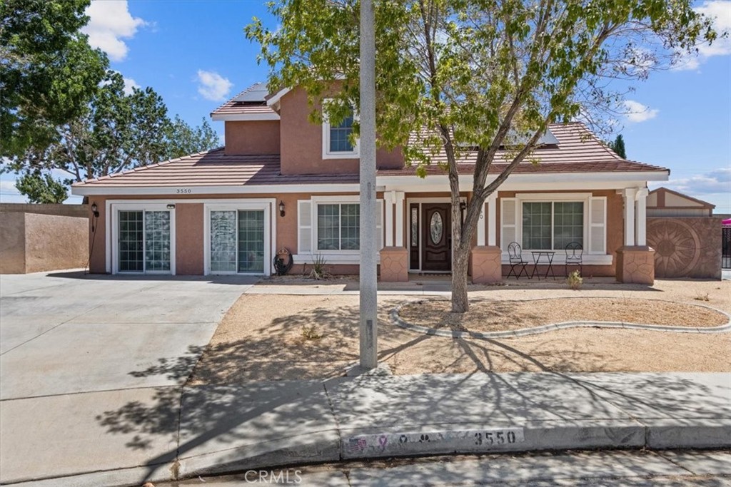 MLS #OC25152158 image #2