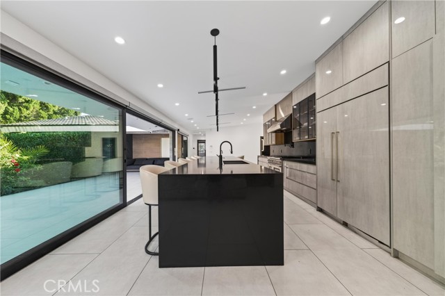 Detail Gallery Image 18 of 62 For 20431 Germain, Chatsworth,  CA 91311 - 5 Beds | 3/1 Baths