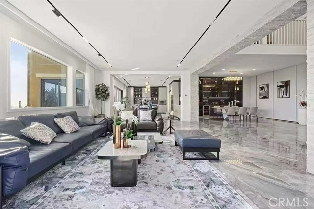 Detail Gallery Image 8 of 13 For 5502 Heritage Oak, Trabuco Canyon,  CA 92679 - 5 Beds | 4/1 Baths