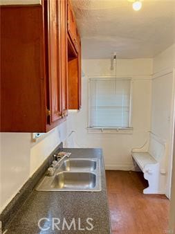 Detail Gallery Image 9 of 11 For 726 W 76th, Los Angeles,  CA 90044 - – Beds | – Baths