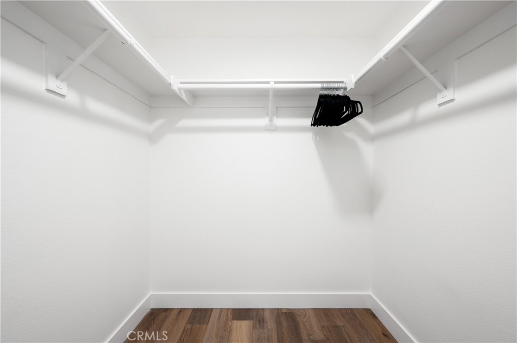 https://media.crmls.org/medias/7642e1ad-f293-4b4f-8d56-c515bea97cec.jpg?preset=X-Large