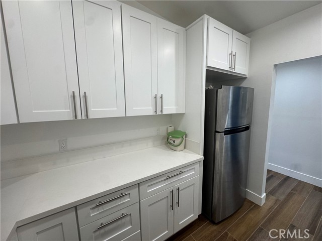 Detail Gallery Image 15 of 17 For 6439 1/2 Graves Ave, Lake Balboa,  CA 91605 - 0 Beds | 1 Baths