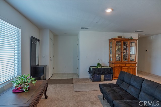 Detail Gallery Image 3 of 50 For 714 Dean Ct, Merced,  CA 95341 - 3 Beds | 2 Baths