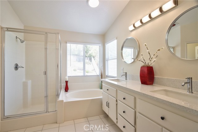23794 Marin Court, Murrieta CA: https://media.crmls.org/medias/764412cb-76b0-4a71-97f2-5b0070c92a9d.jpg