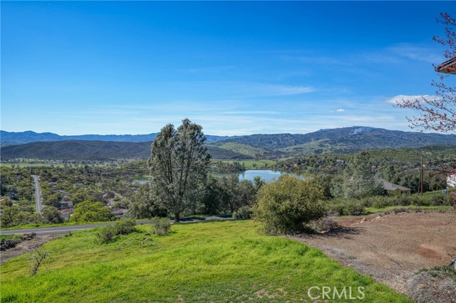 Detail Gallery Image 20 of 69 For 19383 Stonegate Rd, Hidden Valley Lake,  CA 95467 - 4 Beds | 3 Baths