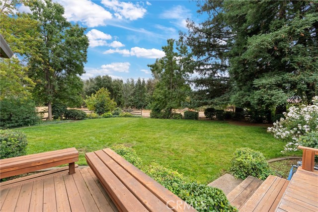 55 Roseanna Court, Chico CA: https://media.crmls.org/medias/76441d74-8886-401d-ad31-36034998d95d.jpg
